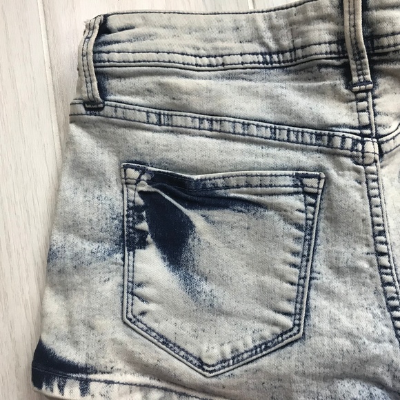 Sneak Peak Jeans Stretch Shorts M (27x1.5 slim) - Picture 3 of 7